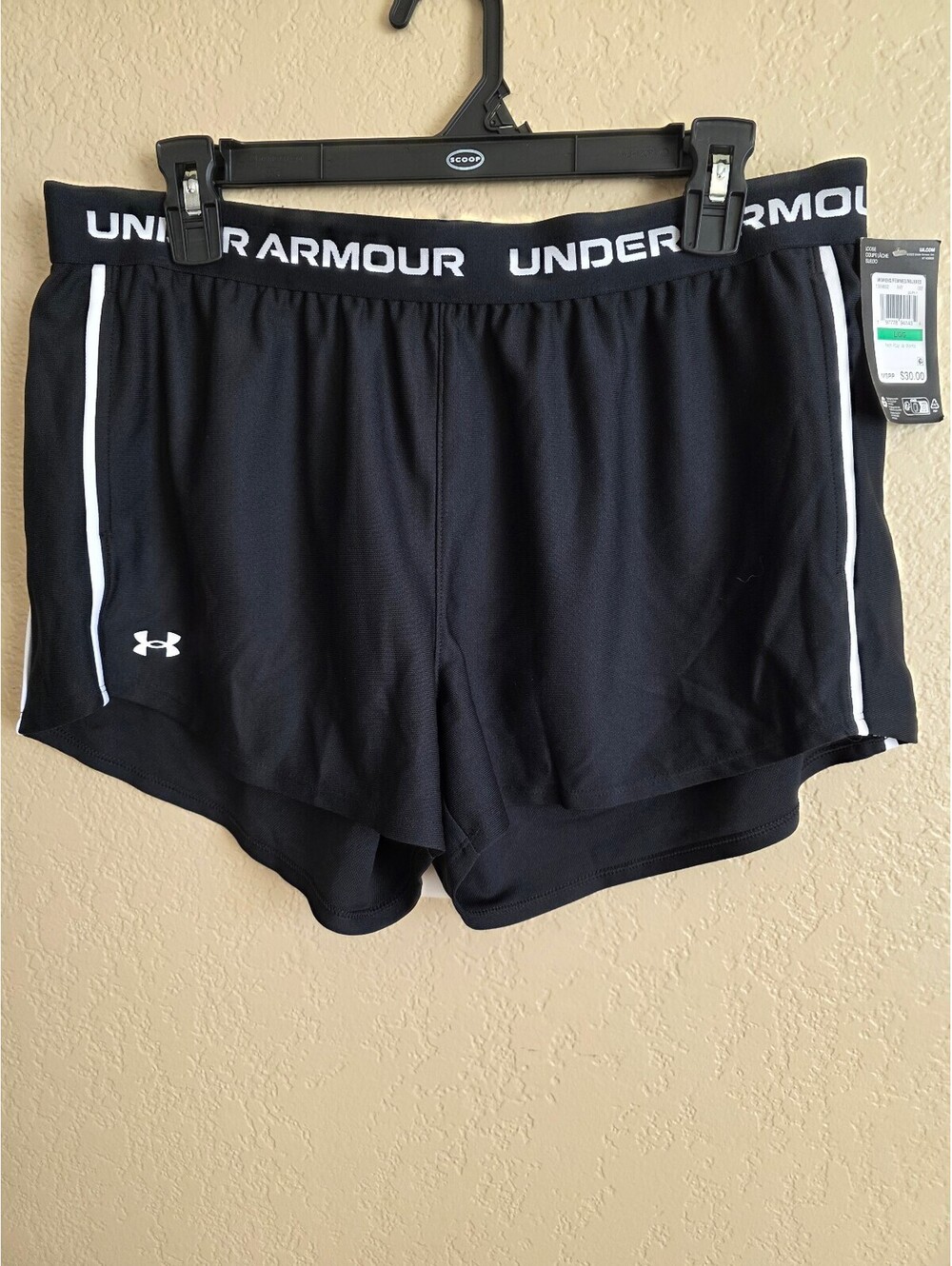 Under Armour Women's Tech Play Up Shorts 3" NWT Black White Athletic Large